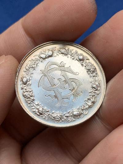 《竞宝斋》第485场 周日，周一，周二 3场连拍 （全场包邮）20级店铺 欢迎送拍 法国婚姻与爱情纪念银章，10.59g，27.8mm，丰饶角边铭