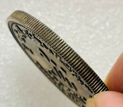 文馨钱币收藏第 302 场，国外回流老铜币，中东阿拉伯地区，拉美等国货币，30 号 1 号二连拍，长期接代拍业务，预计 4 月 4-5 号发货 少见原光品相 2004 年也门 萨那 2004 年阿拉伯文化之都 500 里亚尔纪念币，直径 35.2 毫米