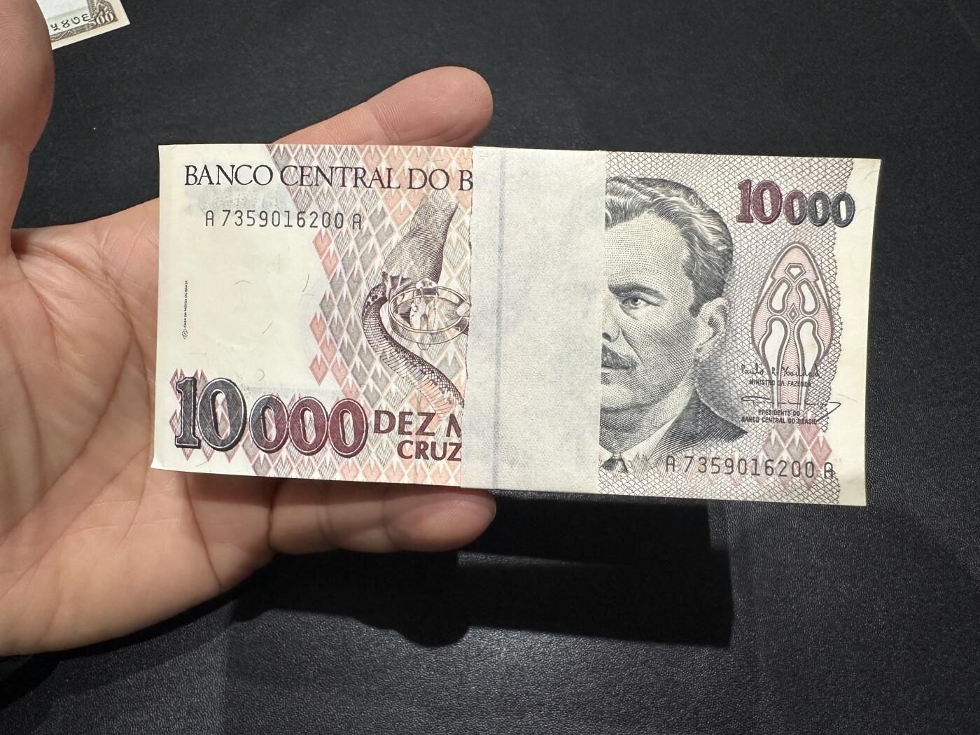 《外钞收藏家》第六百三十一期（五一假期场）（长期征集拍品、欢迎藏友们联系合作）