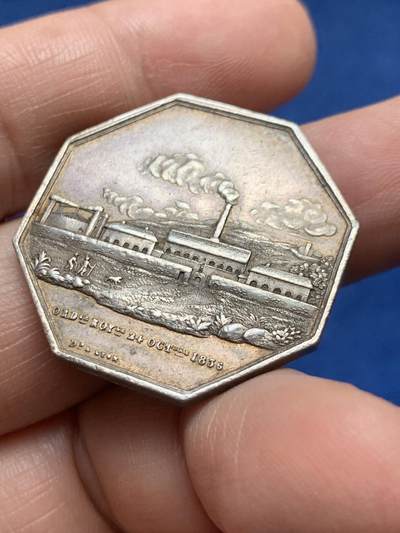 《竞宝斋》第485场 周日，周一，周二 3场连拍 （全场包邮）20级店铺 欢迎送拍 法国八角银质代币，里昂燃气公司，15.40g，31.2mm，油灯边铭