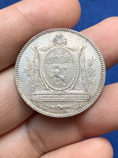 《竞宝斋》第485场 周日，周一，周二 3场连拍 （全场包邮）20级店铺 欢迎送拍 法国里昂股票经纪公司银质代币，12.17g，31.1mm，早期无边铭