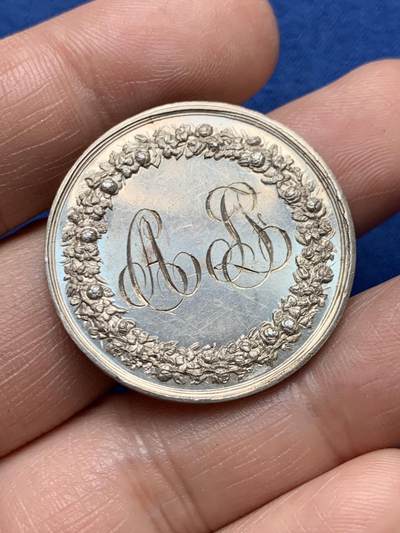 《竞宝斋》第485场 周日，周一，周二 3场连拍 （全场包邮）20级店铺 欢迎送拍 法国婚姻与爱情纪念银章，13.80g，32.1mm，船锚+C边铭