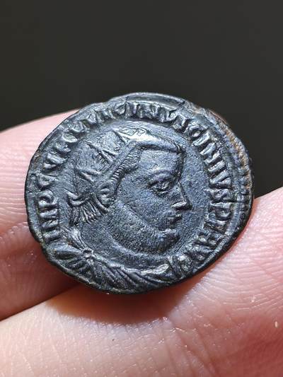 星盘世界钱币 5.2年度精品币大拍 一周年抽奖活动 古罗马铜币 李锡尼罗马帝国李锡尼富力铜币李锡尼皇帝，公元308-324正面李锡尼头戴辐冠，身着袍服与胸甲