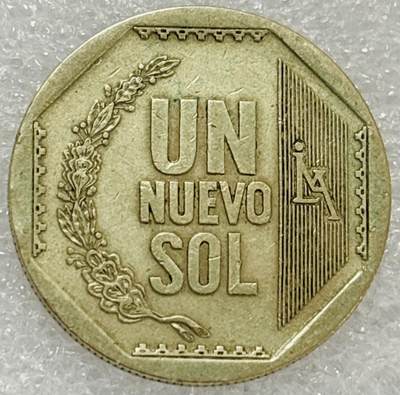 文馨钱币收藏第 302 场，国外回流老铜币，中东阿拉伯地区，拉美等国货币，30 号 1 号二连拍，长期接代拍业务，预计 4 月 4-5 号发货 2001 年秘鲁 1 索尔铜币