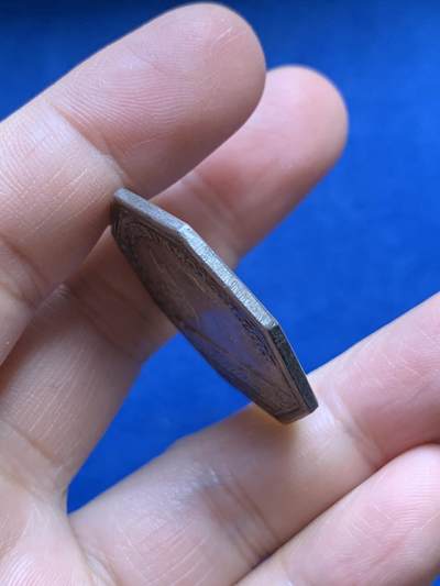 《竞宝斋》第485场 周日，周一，周二 3场连拍 （全场包邮）20级店铺 欢迎送拍 法国路易十六头像马赛商会八角银质代币，17.8g，33.4mm，早期无边铭