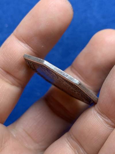 《竞宝斋》第485场 周日，周一，周二 3场连拍 （全场包邮）20级店铺 欢迎送拍 法国路易十六头像勒阿弗尔海上保险公司八角银质jeton，17.71g，32.7mm，早期无边铭