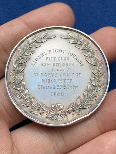 《竞宝斋》第485场 周日，周一，周二 3场连拍 （全场包邮）20级店铺 欢迎送拍 英国B.Wyon 小威廉·皮特纪念银章，超高浮雕，46.1g，44mm，边有磕