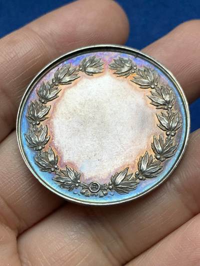 《竞宝斋》第485场 周日，周一，周二 3场连拍 （全场包邮）20级店铺 欢迎送拍 法国结婚纪念银章，22.67g，36.9mm，蜜蜂边铭