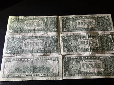 《外钞收藏家》第六百三十一期（五一假期场）（长期征集拍品、欢迎藏友们联系合作） 美国2006年大头版100美元UNC-  加上几张非全新1美元 一起