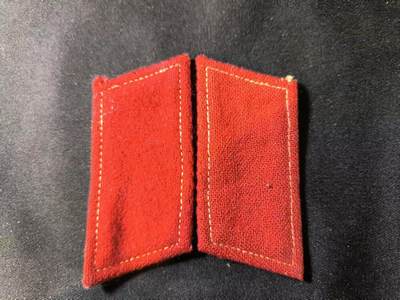 云宸嘉赏-勋臻佳藏拍卖--炮兵工程学院教授夫妻套+女军医专场 - su-M55式陆校尉军官领章