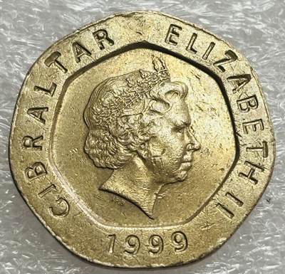 文馨钱币收藏第 302 场，国外回流老铜币，中东阿拉伯地区，拉美等国货币，30 号 1 号二连拍，长期接代拍业务，预计 4 月 4-5 号发货 少见好品英属直布罗陀1999 年20便士圣母抱圣婴