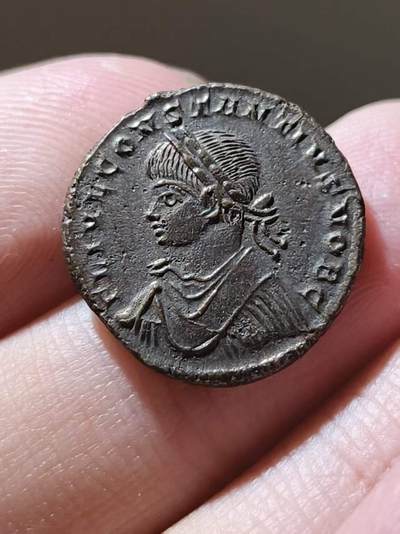 星盘世界钱币 5.2年度精品币大拍 一周年抽奖活动 - 极品！完全未流通君士坦提乌斯二世营地星光铜币，非常热门的品种，而且品相确实有目共睹了，非常犀利表面也很好