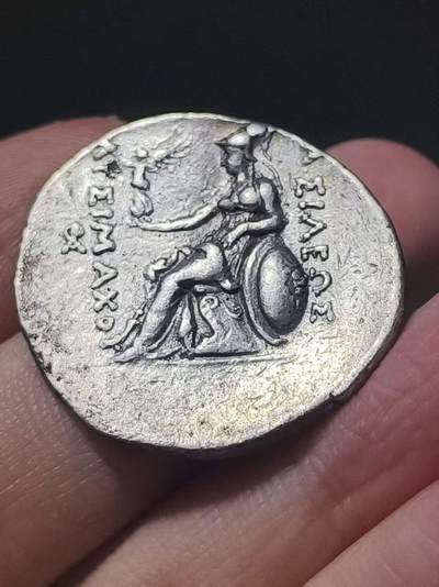 星盘世界钱币 5.2年度精品币大拍 一周年抽奖活动 经典！古希腊亚历山大大帝公羊角雅典娜女神四德银币，公元前305-前281年发行，面值四德拉克马。古希腊钱币中的名誉品，由色雷斯的继业者利希马柯斯发行，风格很不错的一枚，表面很温润，背面女神的盾牌细节很好