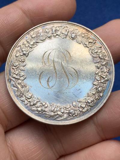 《竞宝斋》第485场 周日，周一，周二 3场连拍 （全场包邮）20级店铺 欢迎送拍 法国结婚纪念银章，31.4g，41mm，油灯边铭