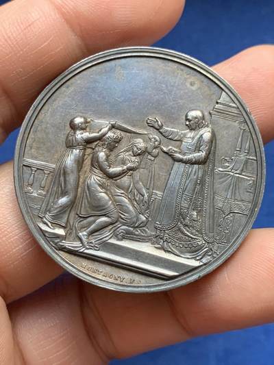 《竞宝斋》第485场 周日，周一，周二 3场连拍 （全场包邮）20级店铺 欢迎送拍 法国结婚纪念银章，32g，41.2mm，手指边铭