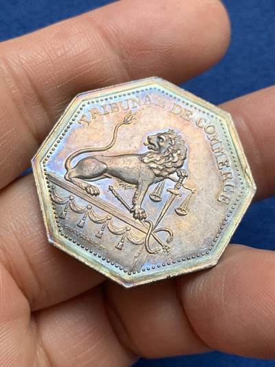 《竞宝斋》第485场 周日，周一，周二 3场连拍 （全场包邮）20级店铺 欢迎送拍 法国里昂商业法庭八角银质jeton，15.35g，33mm，手指边铭