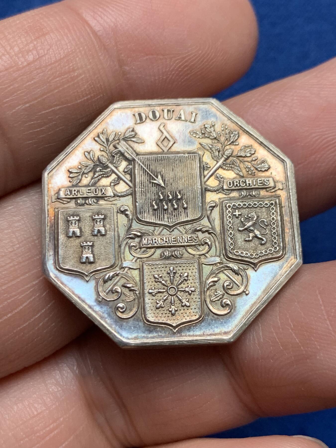 《竞宝斋》第485场 周日，周一，周二 3场连拍 （全场包邮）20级店铺 欢迎送拍