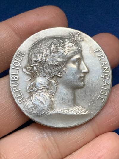 《竞宝斋》第485场 周日，周一，周二 3场连拍 （全场包邮）20级店铺 欢迎送拍 法国农业协会银章，37.02g，40.9mm，丰饶角边铭