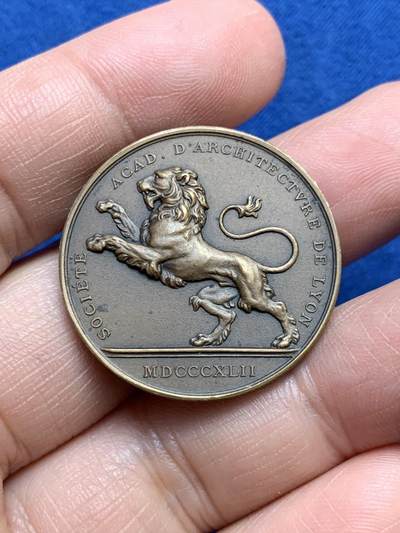 《竞宝斋》第485场 周日，周一，周二 3场连拍 （全场包邮）20级店铺 欢迎送拍 法国里昂建筑师协会铜质代币，建筑师菲利贝尔·德洛姆肖像，14.15g，30.5mm，丰饶角边铭