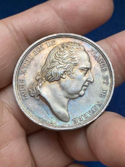 《竞宝斋》第485场 周日，周一，周二 3场连拍 （全场包邮）20级店铺 欢迎送拍 法国路易十八头像波尔多商会银质代币，21.16g，34.8mm，早期无边铭