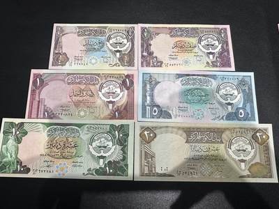《外钞收藏家》第六百三十一期（五一假期场）（长期征集拍品、欢迎藏友们联系合作） 科威特1/4-20第纳尔 六张一起 全新UNC 尾1