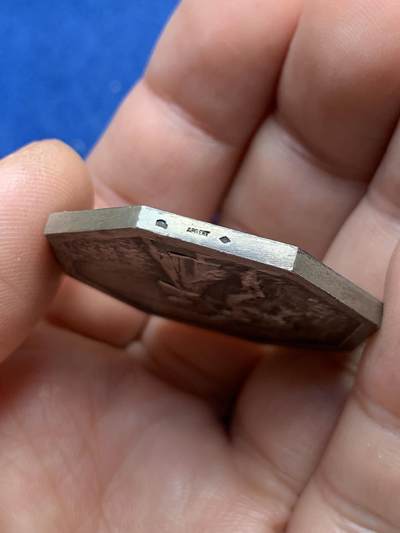 《竞宝斋》第485场 周日，周一，周二 3场连拍 （全场包邮）20级店铺 欢迎送拍 法国“花神”昂热市储蓄银行八角银质jeton，23.15g，35.8mm，边铭：野猪头+菱形argent