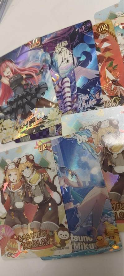 秋原瞳的小店第四十三期——年中大促！！！捡漏进货来！！！ 卡游初音未来绝版ur20张散配，最后一舞，品相有保证