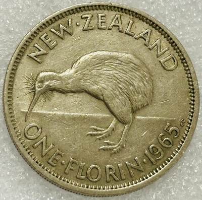 文馨钱币收藏第 302 场，国外回流老铜币，中东阿拉伯地区，拉美等国货币，30 号 1 号二连拍，长期接代拍业务，预计 4 月 4-5 号发货 好品 1965 年英属新西兰 1 佛罗琳