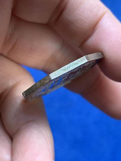 《竞宝斋》第485场 周日，周一，周二 3场连拍 （全场包邮）20级店铺 欢迎送拍 法国亚眠公证人协会八角银质代币，15.06g，31.5mm，丰饶角边铭