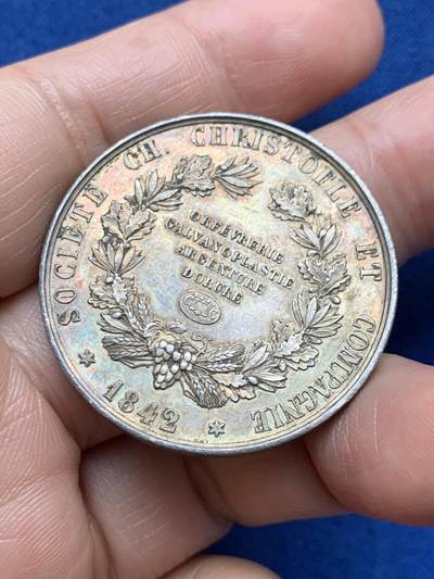 《竞宝斋》第485场 周日，周一，周二 3场连拍 （全场包邮）20级店铺 欢迎送拍 法国金匠、镀金镀银公司银质代币，23.28g，36mm，手指边铭