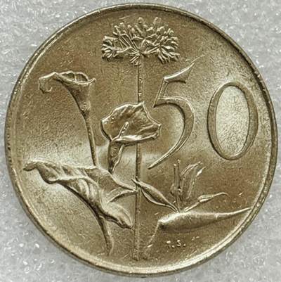 文馨钱币收藏第 302 场，国外回流老铜币，中东阿拉伯地区，拉美等国货币，30 号 1 号二连拍，长期接代拍业务，预计 4 月 4-5 号发货 带光好品 1972 年南非 50 分国徽版
