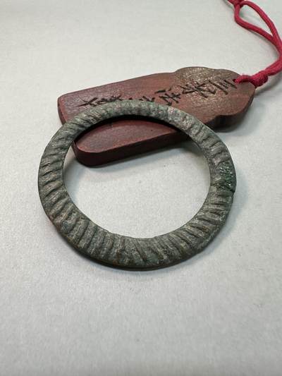 清-民国-建国｜老铜器专场.伍 宋辽契丹范铸满工绞丝纹青铜佩环