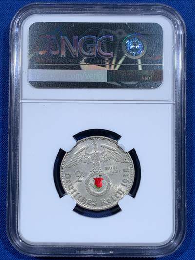 《竞宝斋》第484场 周日，周一，周二 3场连拍 （全场包邮）20级店铺 欢迎送拍 NGC MS63 德国1938B二马克银币，品相非常不错，光度好。