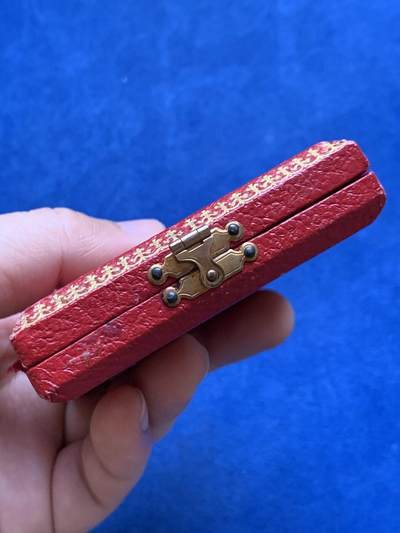 《竞宝斋》第484场 周日，周一，周二 3场连拍 （全场包邮）20级店铺 欢迎送拍 名家名作 法国铁路雇员与工人兄弟会纪念镀金大银章 44克 46.4mm 菱形银标 带盒