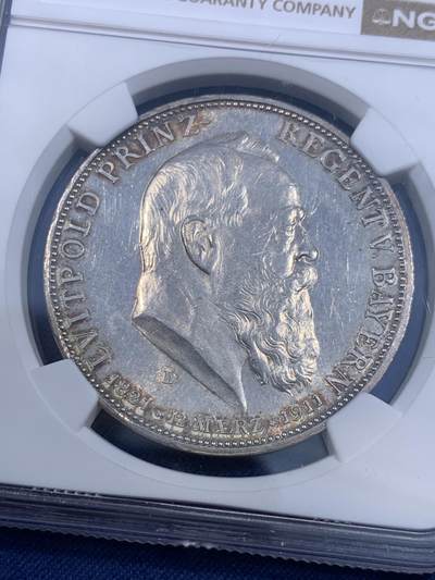 《竞宝斋》第484场 周日，周一，周二 3场连拍 （全场包邮）20级店铺 欢迎送拍 NGC MS61 德国1911年巴伐利亚摄政王利奥波德90大寿5马克银币 状态低评