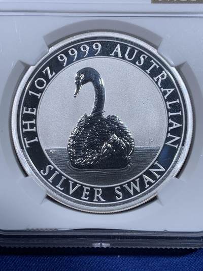 《竞宝斋》第484场 周日，周一，周二 3场连拍 （全场包邮）20级店铺 欢迎送拍 NGC MS70 满分 澳大利亚2023年“黑天鹅”一盎司反精制银币，天鹅镜面浮雕。