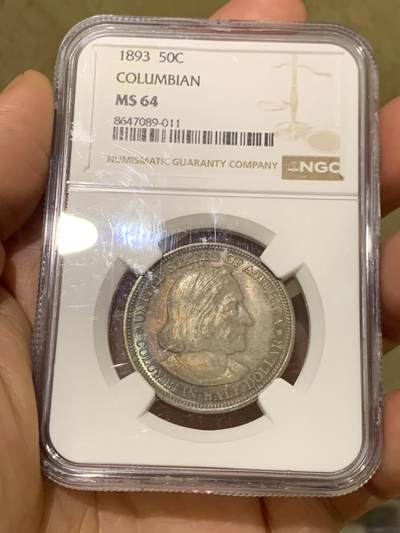 《竞宝斋》第484场 周日，周一，周二 3场连拍 （全场包邮）20级店铺 欢迎送拍 NGC MS64 美国 1893年 哥伦布半美元纪念银币 双面蓝彩包浆 状态极美。近期有同品种62分不含佣成交价即达到800元以上