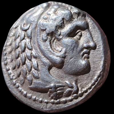 星盘世界钱币 5.2年度精品币大拍 一周年抽奖活动 典藏精品！古希腊-塞琉古帝国 四德拉克马银币，公元前215–200年 亚历山大三世（大帝）制式。 正面：赫拉克勒斯头像向右 铭文塞琉古 美索不达米亚-底格里斯河的塞琉西亚城造币