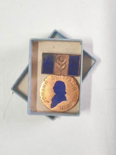 韵星假日军品类拍卖第56期  -- Rimey Holidays Militaria Auction 56 民主德国铜级苏德友好协会奖章带原盒