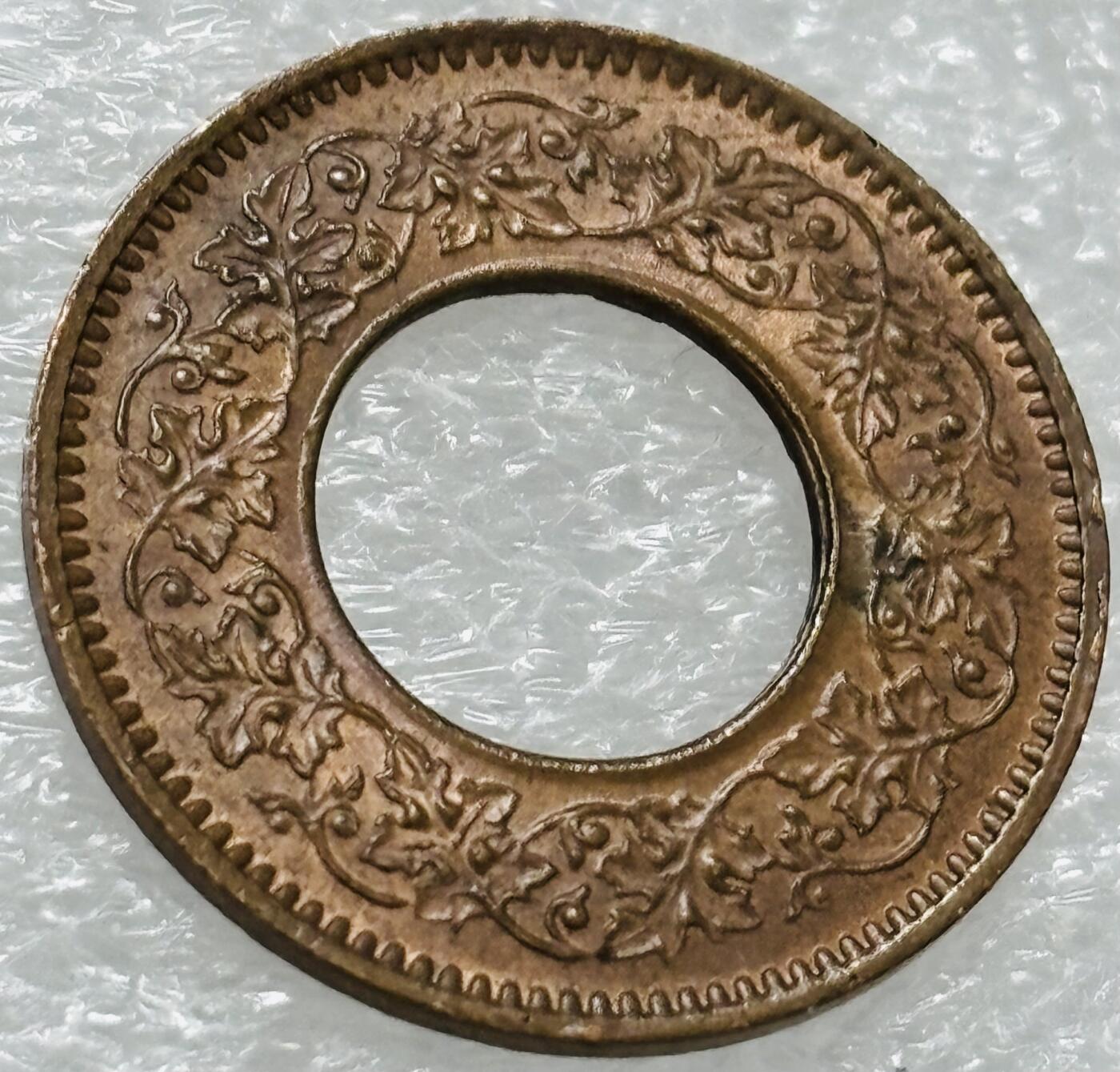 文馨钱币收藏第 302 场，国外回流老铜币，中东阿拉伯地区，拉美等国货币，30 号 1 号二连拍，长期接代拍业务，预计 4 月 4-5 号发货