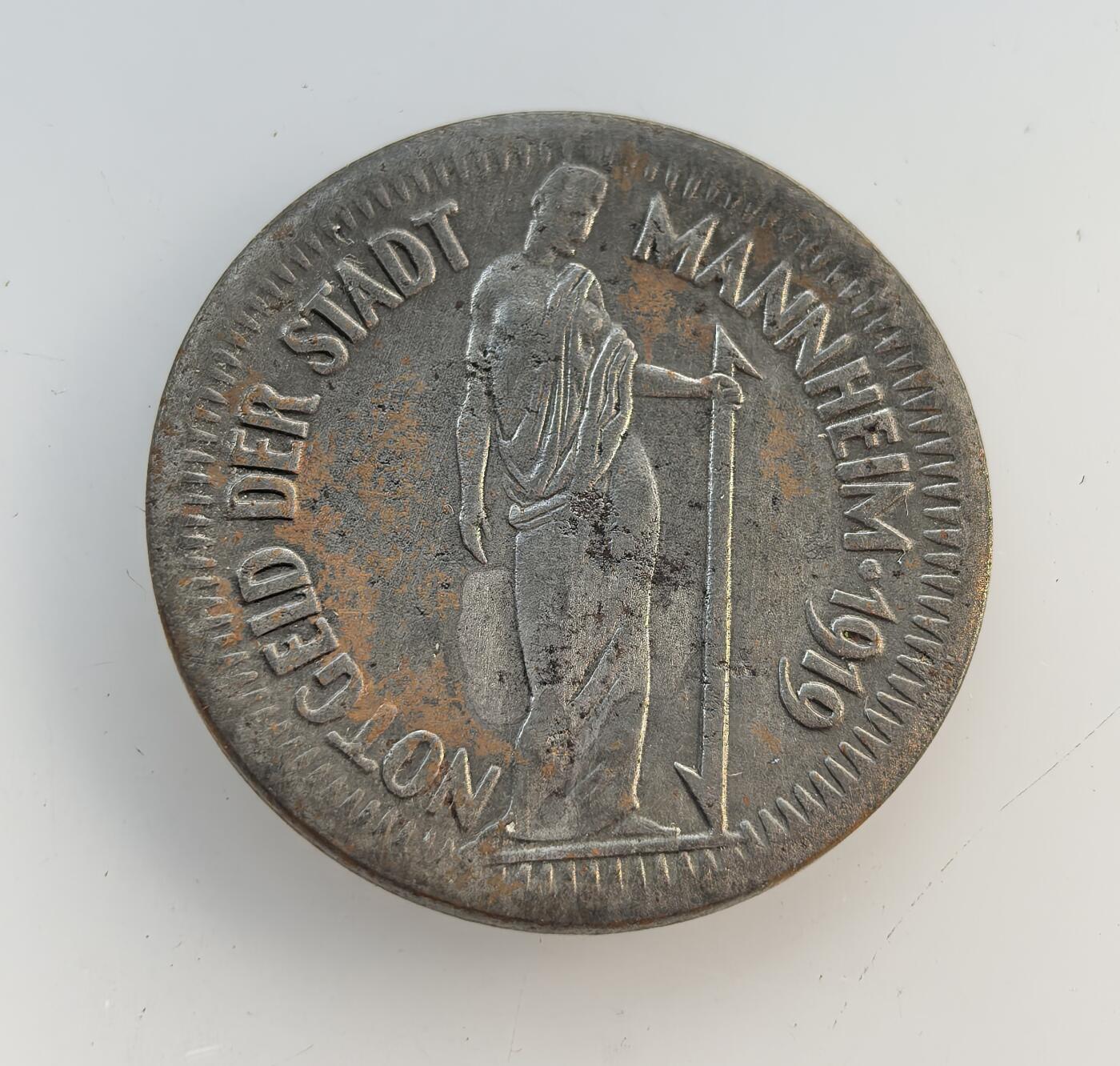 外国优质老铜币纪念币银币专场，周六晚上九点倒数截拍，满百包邮，节前出差在外，5月3日统一发货,可寄存半年，喜欢朋友微信扫描二维码可直接参拍