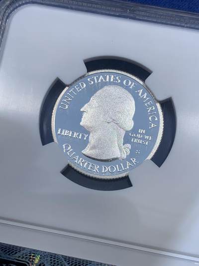 《竞宝斋》第484场 周日，周一，周二 3场连拍 （全场包邮）20级店铺 欢迎送拍 NGC PF69UC 美国2010年美丽美国-大峪谷国家公园1/4元精制银币，PROOF精制币，打制精美 状态佳。