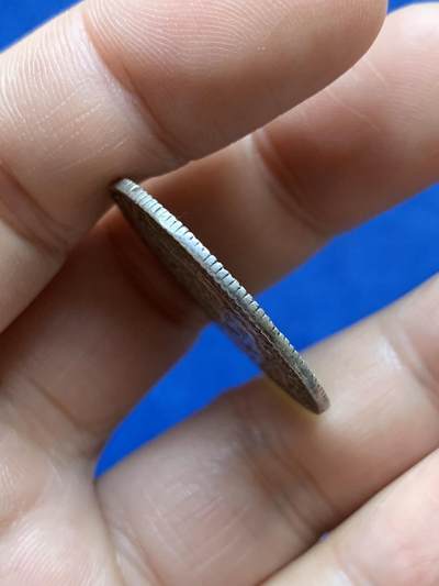 《竞宝斋》第484场 周日，周一，周二 3场连拍 （全场包邮）20级店铺 欢迎送拍 1765年法国巴黎天使托举王冠银质代币 10.8克 30.3mm