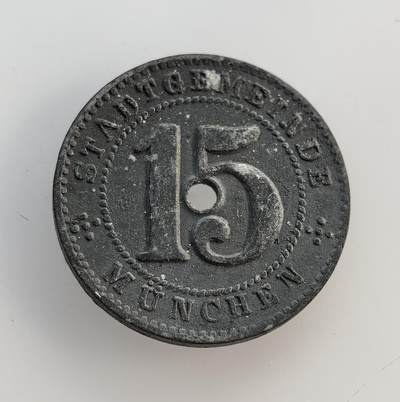 外国优质老铜币纪念币银币专场，周六晚上九点倒数截拍，满百包邮，节前出差在外，5月3日统一发货,可寄存半年，喜欢朋友微信扫描二维码可直接参拍 德国慕尼黑 1918年15 芬尼紧急代用币，以圣母教堂为图案，一战后期金属短缺，地方发行此类代币以维持小额流通。