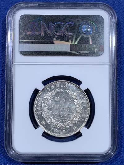 《竞宝斋》第484场 周日，周一，周二 3场连拍 （全场包邮）20级店铺 欢迎送拍 NGC MS62 英属印度1840年维多利亚女王双辫1卢比银币