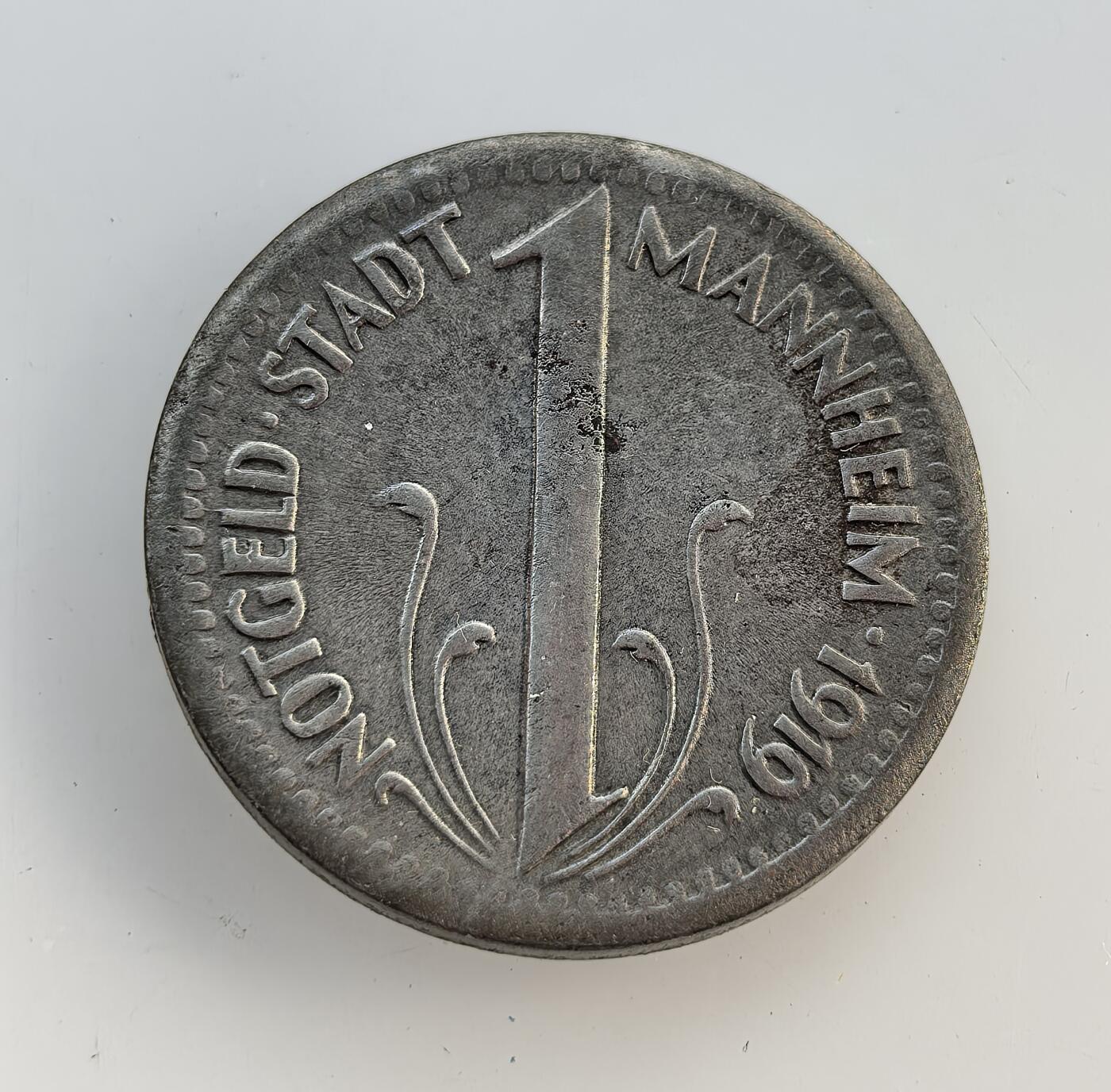 外国优质老铜币纪念币银币专场，周六晚上九点倒数截拍，满百包邮，节前出差在外，5月3日统一发货,可寄存半年，喜欢朋友微信扫描二维码可直接参拍