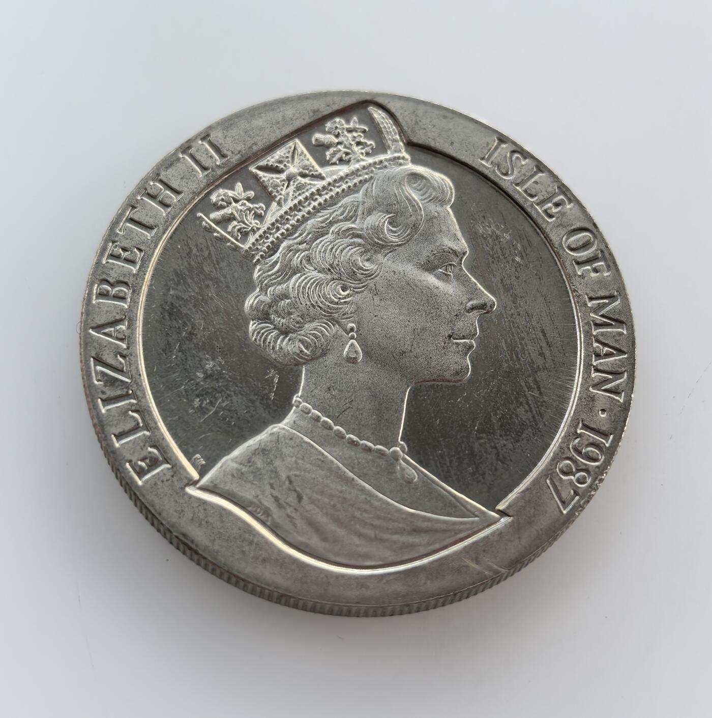 外国优质老铜币纪念币银币专场，周六晚上九点倒数截拍，满百包邮，节前出差在外，5月3日统一发货,可寄存半年，喜欢朋友微信扫描二维码可直接参拍