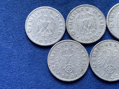 《竞宝斋》第484场 周日，周一，周二 3场连拍 （全场包邮）20级店铺 欢迎送拍 六枚一组 德三50芬尼 流通品