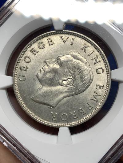 《竞宝斋》第484场 周日，周一，周二 3场连拍 （全场包邮）20级店铺 欢迎送拍 NGC MS63 新西兰1940建国百年纪念银币，UNC转光状态，MS63品相足够凑品种玩玩了