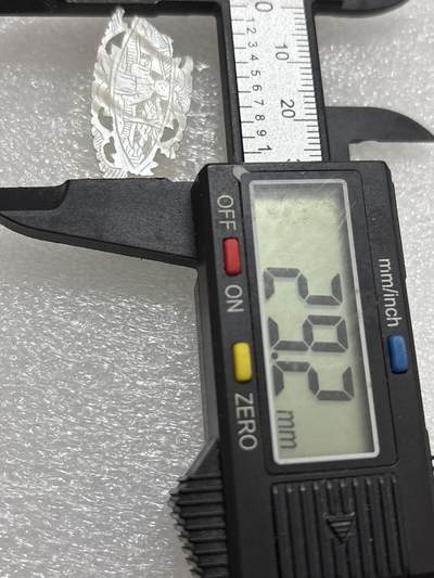 文馨钱币收藏第 302 场，国外回流老铜币，中东阿拉伯地区，拉美等国货币，30 号 1 号二连拍，长期接代拍业务，预计 4 月 4-5 号发货 欧洲回流清代螺钿筹码，清工匠手工精雕出口至欧美贵族的贝母制品，东方韵味，珠光玉润，雕刻精美，